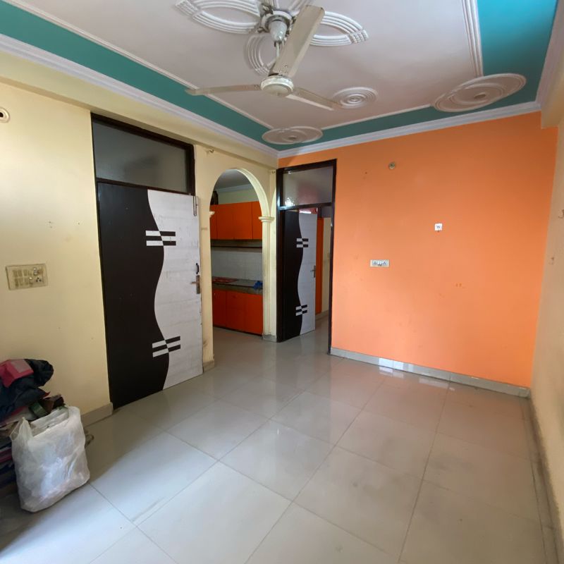 1 BHK + Servant Room Builder Floor For Rent in Chattarpur
