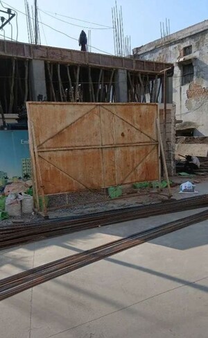  Office Space For Sale in Hazratganj