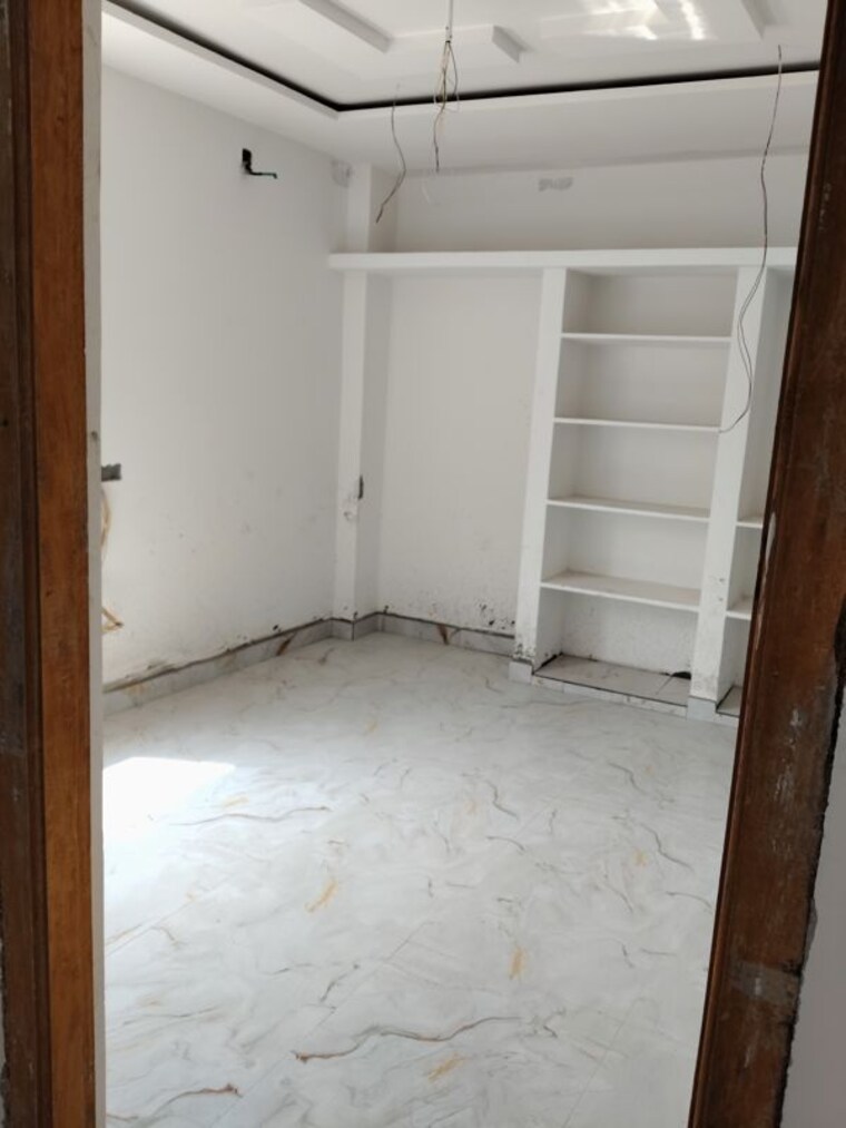 Room, suraram colony 6 Bedroom 103 Sq.Yd. Independent House In Suraram Colony Hyderabad 9974667
