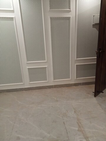 Bathroom in 2 BHK Builder Floor at Mahavir Enclave 1 – for Rent
