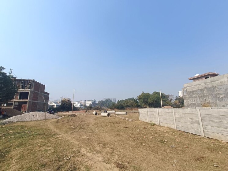 undefined, sushant golf city  2723 Sq.Ft. Plot In Sushant Golf City Lucknow 9974713