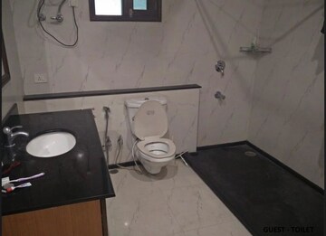 Bathroom in 4 BHK Apartment at Conscient Hines Elevate, Sector 59 – for Rent