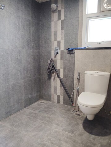 Bathroom in 2.5 BHK Apartment at Prestige Tranquil, Kokapet – for Rent