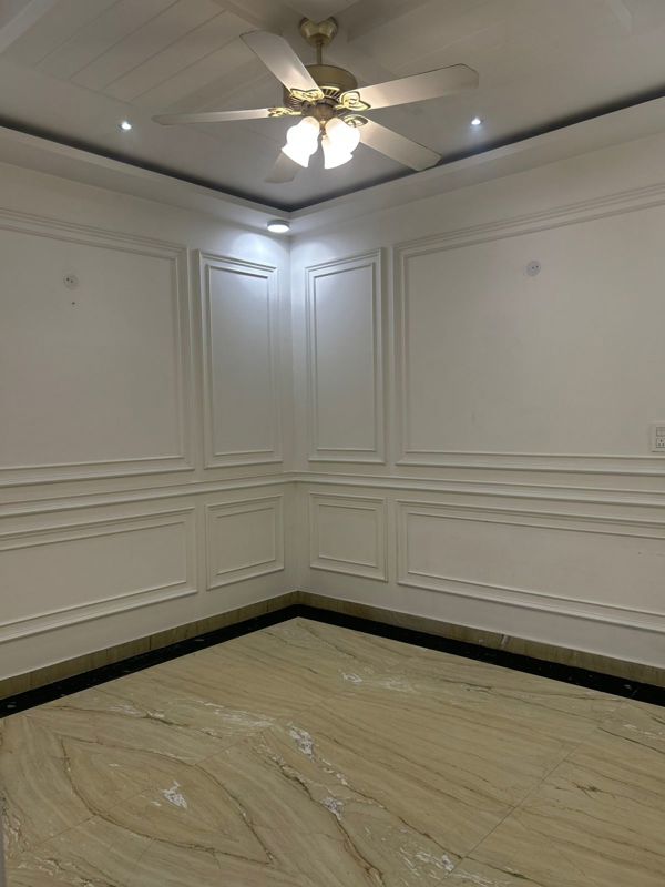 3 BHK + Extra Room Builder Floor For Rent in Rajouri Garden