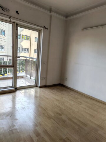 Room in 2 BHK Apartment at BPTP Freedom Park Life, Sector 57 – for Rent