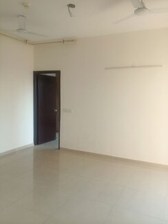 3 BHK Apartment For Rent in Mahagun Mywoods III