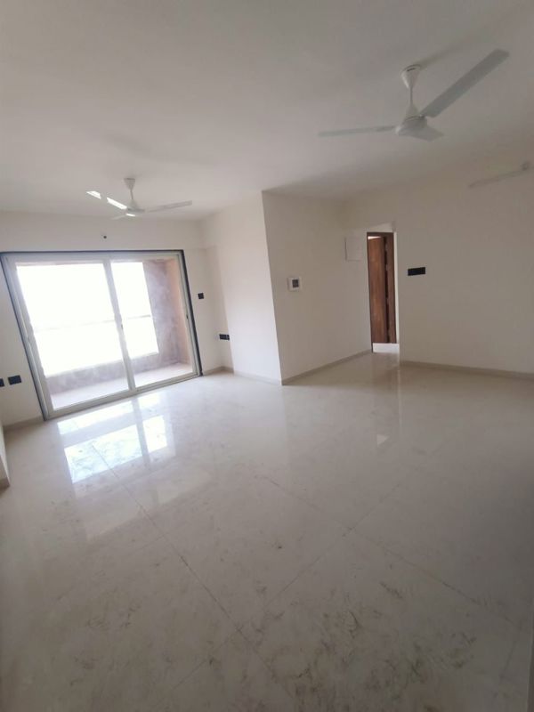 3 BHK + Servant Room Apartment For Rent in Krishna Amorapolis