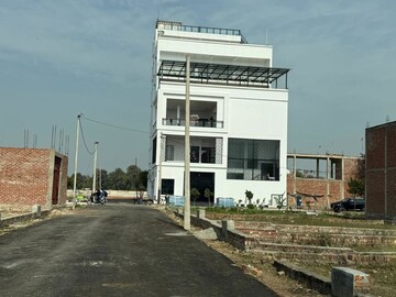  Plot – Exterior View View at Raebareli Road - for Sale