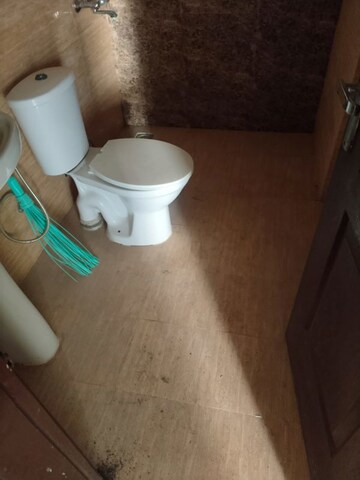 Bathroom in 3 BHK Apartment at Omaxe R2, Gomti Nagar – for Rent