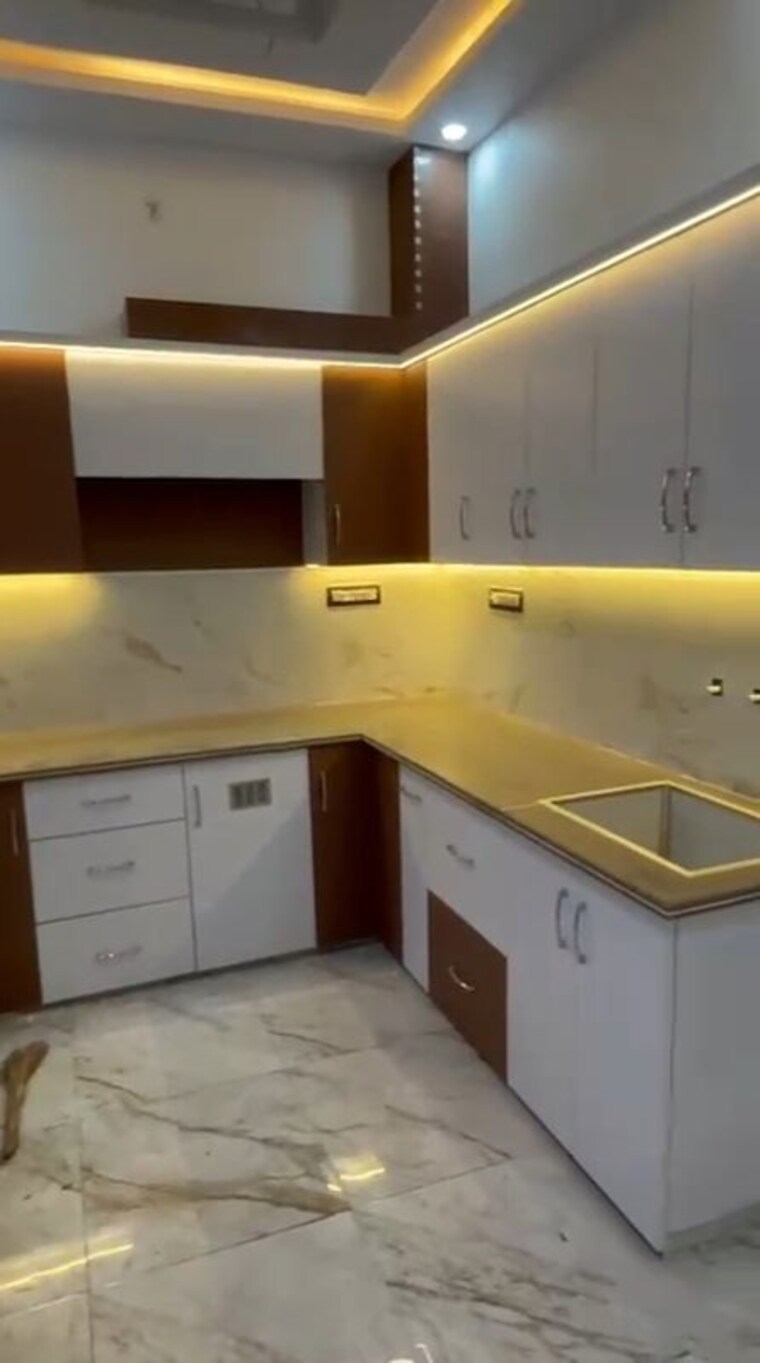 Kitchen, para 3 Bedroom 900 Sq.Ft. Independent House In Para Lucknow 9974951