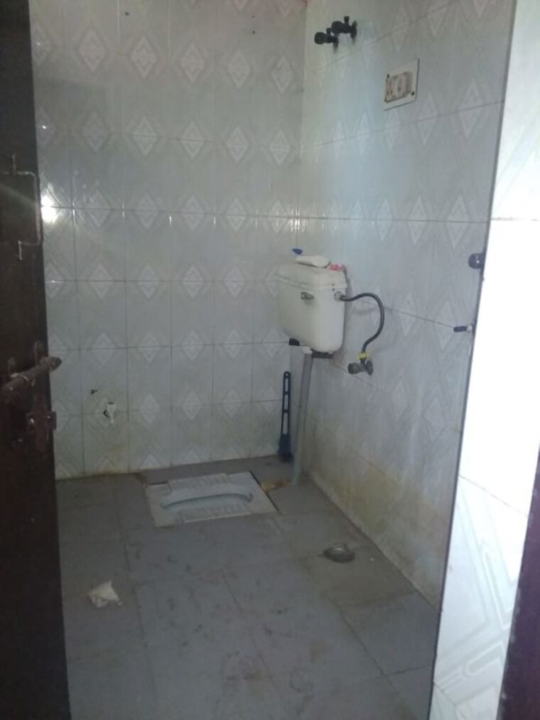 Bathroom, mu 1 greater noida 2 Bedroom 70 Sq.Mt. Independent House In Mu 1 Greater Noida Greater Noida 9974965
