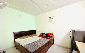 1 BHK Builder Floor For Rent in Sector 19