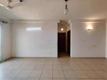 Room in  Apartment at Bhartiya Nikoo Homes Phase 2, Thanisandra Main Road – for Rent