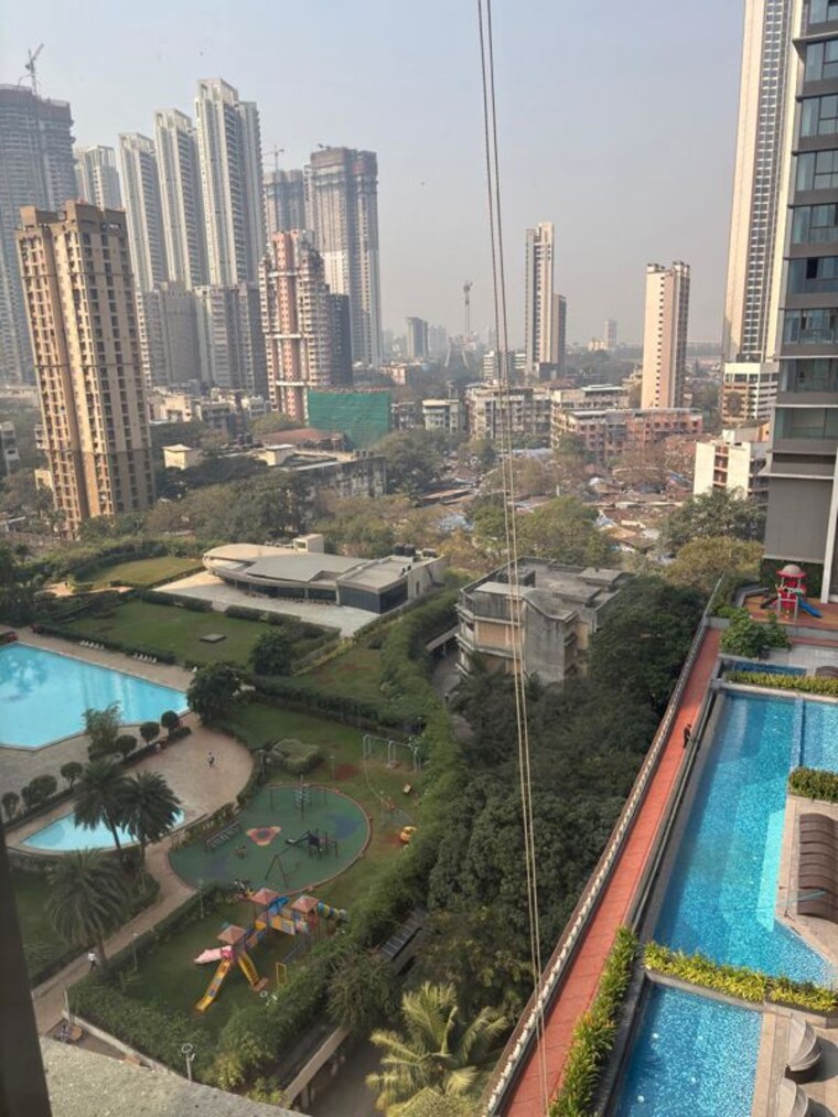 Swimming Pool, prestige-jasdan-classic 3 Bedroom 1256 Sq.Ft. Apartment In Mahalaxmi Mumbai 9975087