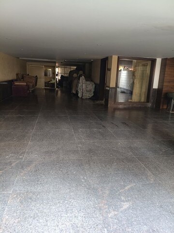 Parking in 4 BHK Builder Floor at Sukhdev Vihar – for Sale