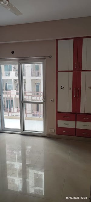 Room in 2 BHK Builder Floor at Sector 95 – for Rent