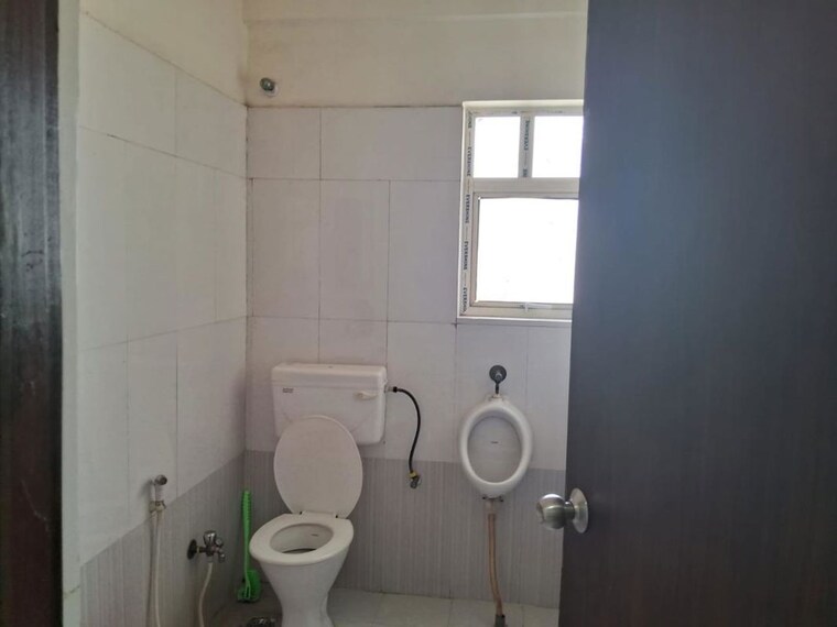 Bathroom, bidhannagar Commercial Office Space 900 Sq.Ft. In Bidhannagar Kolkata 9975280