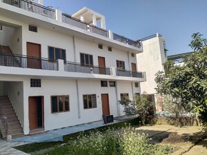  Pg For Rent in Clement Town