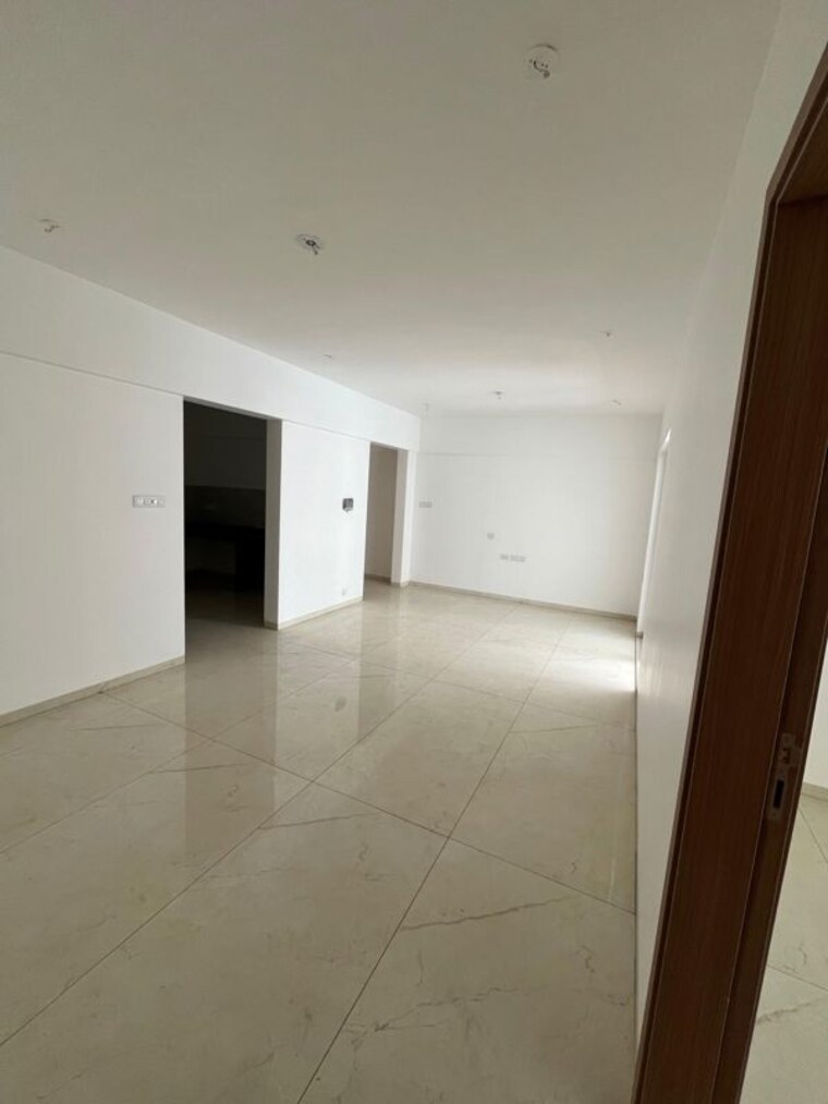 Room, lohia-unika 4 Bedroom 4002 Sq.Ft. Apartment In Hadapsar Pune 9973040