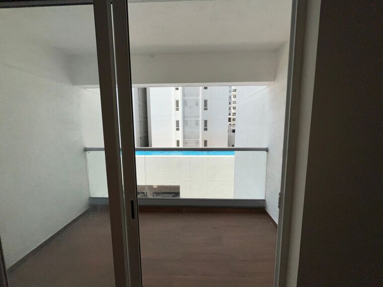 Room, lohia-unika 4 Bedroom 4002 Sq.Ft. Apartment In Hadapsar Pune 9973040