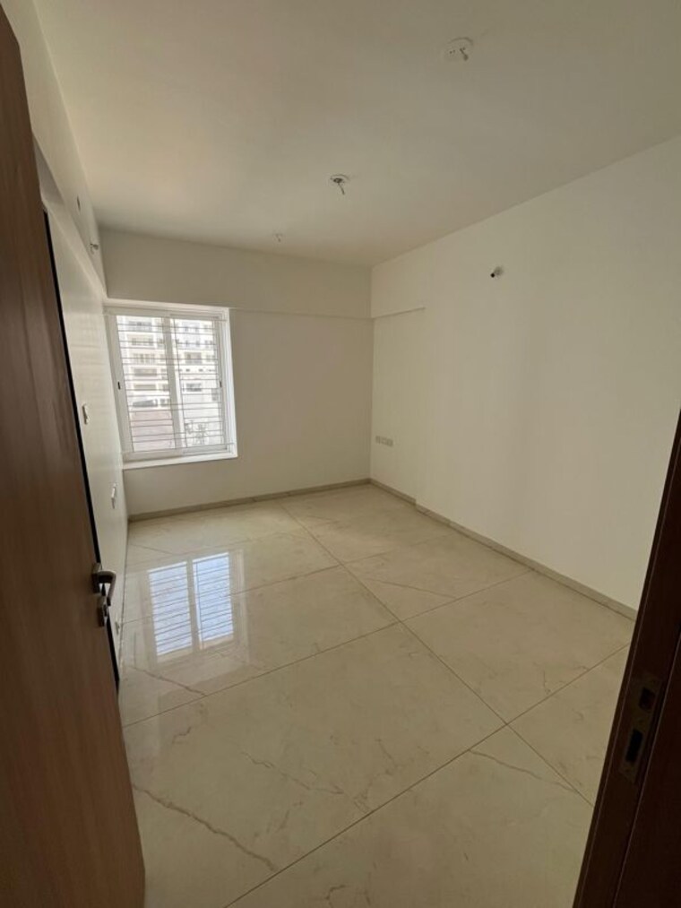 Room, lohia-unika 4 Bedroom 4002 Sq.Ft. Apartment In Hadapsar Pune 9973040