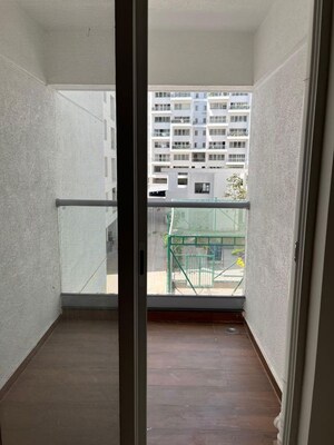 Room in 4 BHK Apartment at Lohia Unika, Hadapsar – for Sale