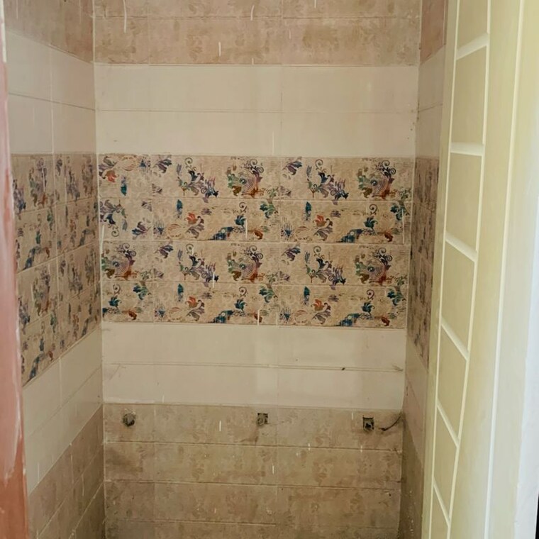 Bathroom, bhabat 2.5 Bedroom 62 Sq.Yd. Independent House In Bhabat Zirakpur 9975403