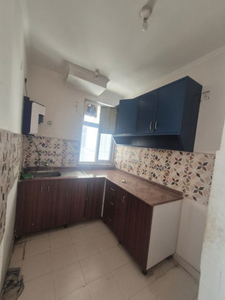 Kitchen, amrapali-leisure-park 3 Bedroom 1145 Sq.Ft. Apartment In Amrapali Leisure Valley Greater Noida 9975402