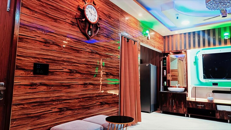 Bedroom, skynet-towers 3 Bedroom 1800 Sq.Ft. Apartment In Patiala Road Zirakpur 9975544