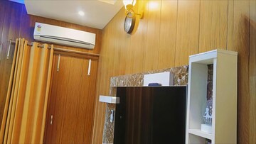 Furnished Amenities in 3 BHK Apartment at Skynet Towers, Patiala Road – for Rent