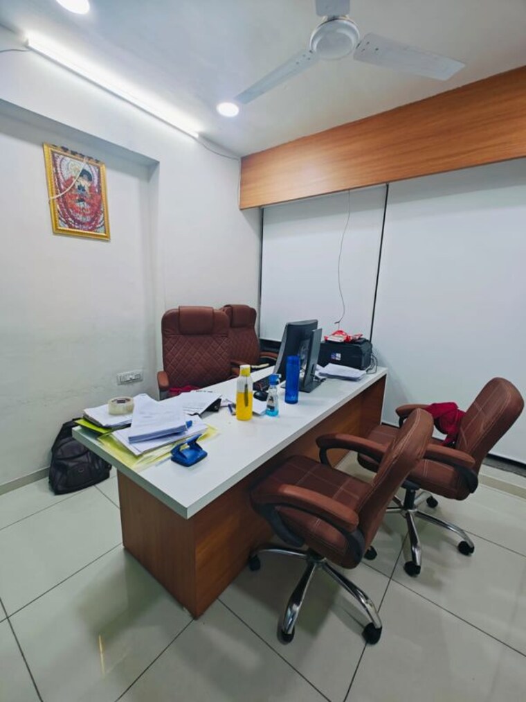 Team Area, science city Commercial Office Space 830 Sq.Ft. In Science City Ahmedabad 9975583