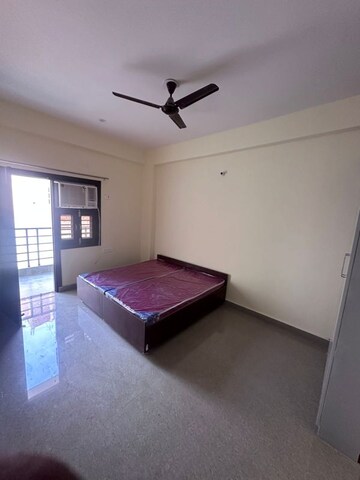 Room in 3 BHK Builder Floor at Sector 23 – for Rent