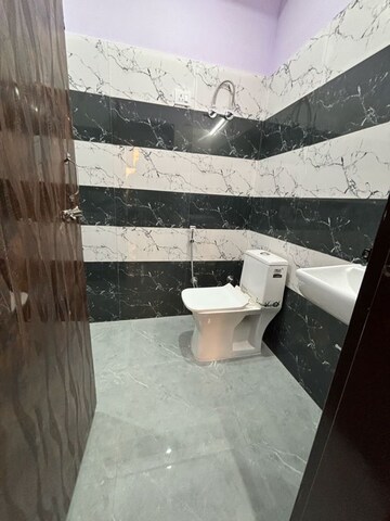 Kitchen in 3 BHK Builder Floor at Sector 23 – for Rent