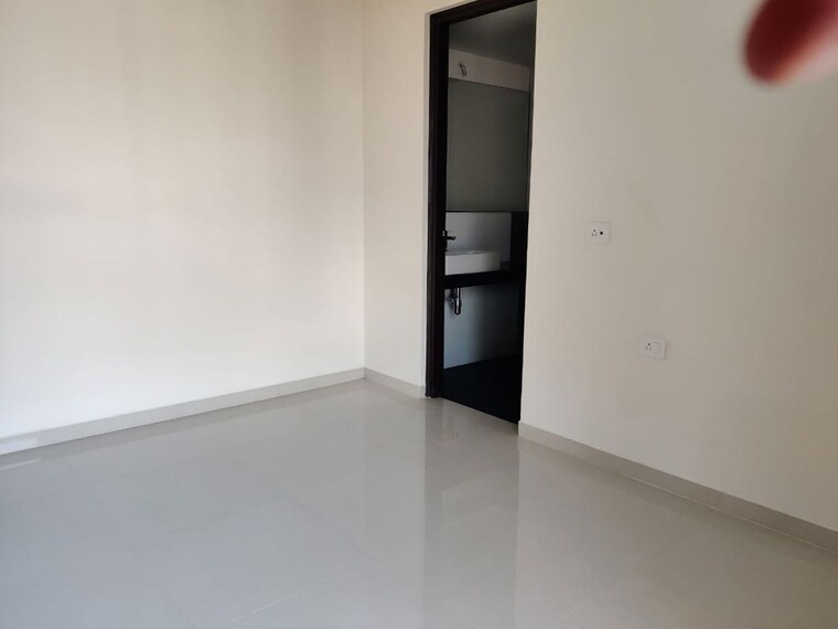 Room, mansa ram park 3 Bedroom 900 Sq.Ft. Builder Floor In Mansa Ram Park Delhi 9975709