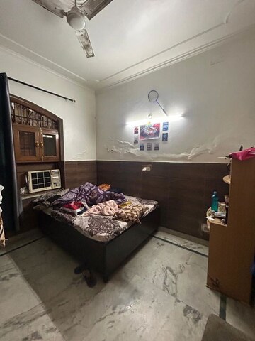 Bedroom in 3 BHK Independent House at Sector 23a – for Rent