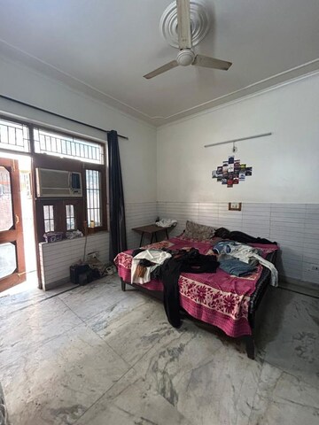 Parking in 3 BHK Independent House at Sector 23a – for Rent