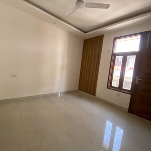 Room in 3 BHK Builder Floor at Chattarpur – for Rent