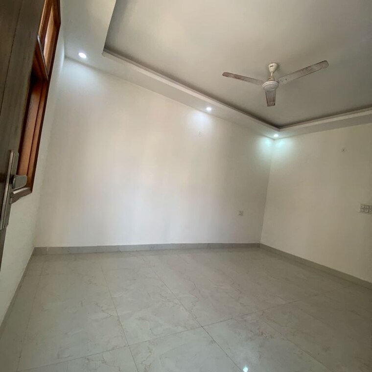 Room, chattarpur 3 Bedroom 1100 Sq.Ft. Builder Floor In Chattarpur Delhi 9975770