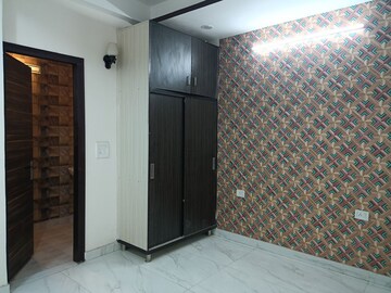 Room in 2 BHK Builder Floor at Ashok Vihar Phase ii – for Sale
