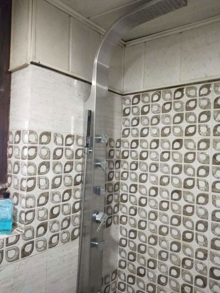 Bathroom, ansal-sushant-apartments 2 Bedroom 1250 Sq.Ft. Builder Floor In Sushant Lok I Gurgaon 9975906