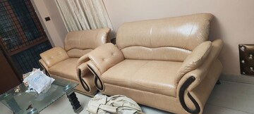 Room in 2 BHK Builder Floor at Ansal Sushant Apartments, Sushant Lok I – for Rent