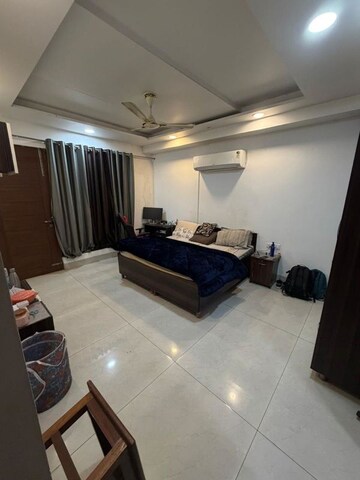 Living Room in 3 BHK Builder Floor at Sector 38 – for Rent