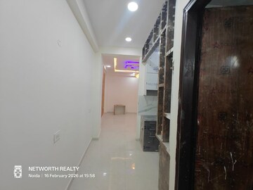 1 BHK Builder Floor For Sale in Sector 73