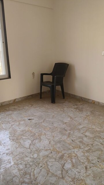 Room in 2 BHK Apartment at Balewadi – for Rent