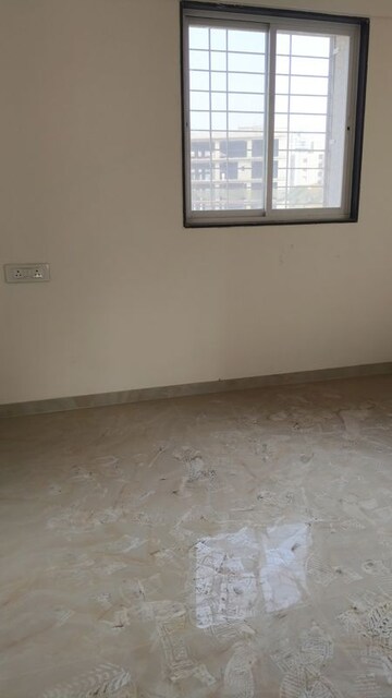 Room in 2 BHK Apartment at Balewadi – for Rent