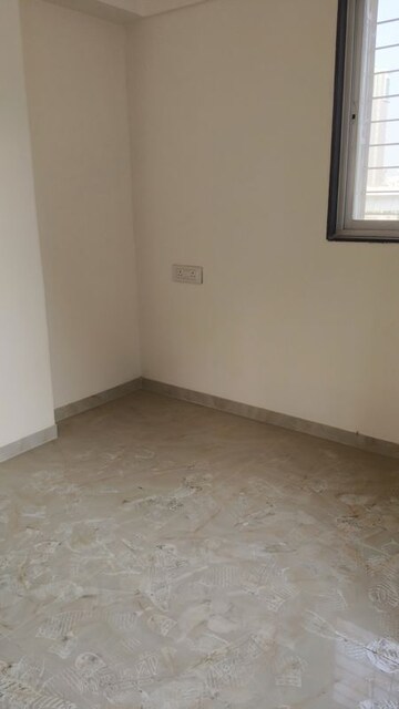 Room in 2 BHK Apartment at Balewadi – for Rent
