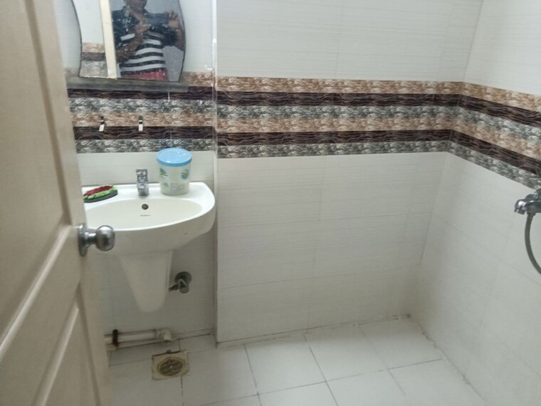 Bathroom, sawan-highness 5 Bedroom 2800 Sq.Ft. Apartment In Kharghar Navi Mumbai 9975838