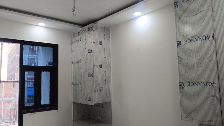 undefined, sector 73 2 Bedroom 1000 Sq.Ft. Builder Floor In Sector 73 Noida 9975990