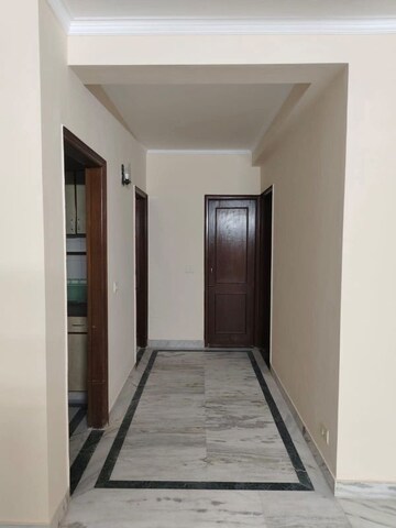 Building Lobby in 2 BHK Builder Floor at Sector 47 – for Rent