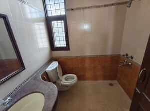Bathroom in 2 BHK Builder Floor at Sector 47 – for Rent